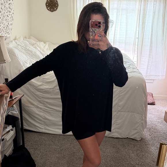 Hatch Tops - Hatch Black Maternity Oversized Long Sleeve Crew Tee